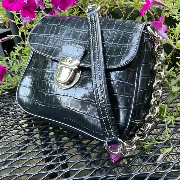 Adorable Black Shiny Silver Hardware & Chain Alligator Texture Bag! - Picture 16 of 16